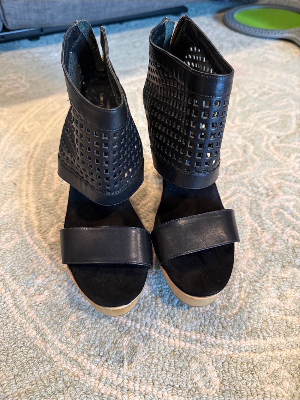 Loeffler Randall sandals preowned size 8.5